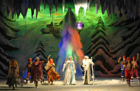 Azərbaycan Dövlət Akademik Milli Dram Teatrında Yeni il şənlikləri başa çatıb/ MANERA.AZ