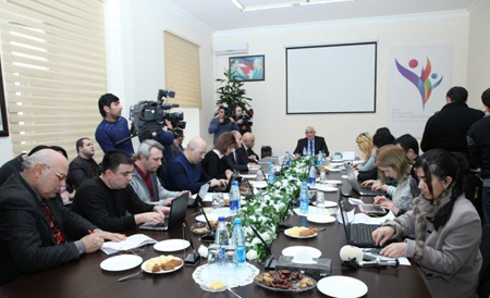 Dövlət müşaviri: “Multikulturalizm İli”nin  bəhrələrini gördük  -  MANERA.AZ