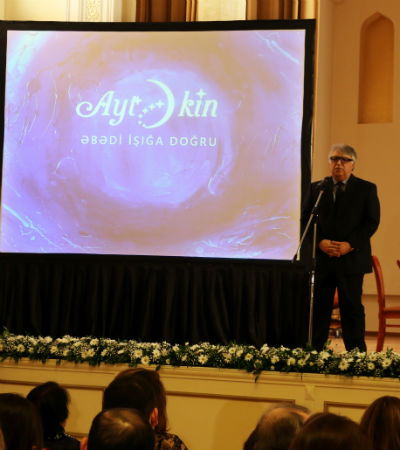  Aytəkin Həsənovanın xatirəsinə həsr edilmiş "Əbədi işığa doğru" kitabının təqdimatı və xatirə gecəsi keçirilib.