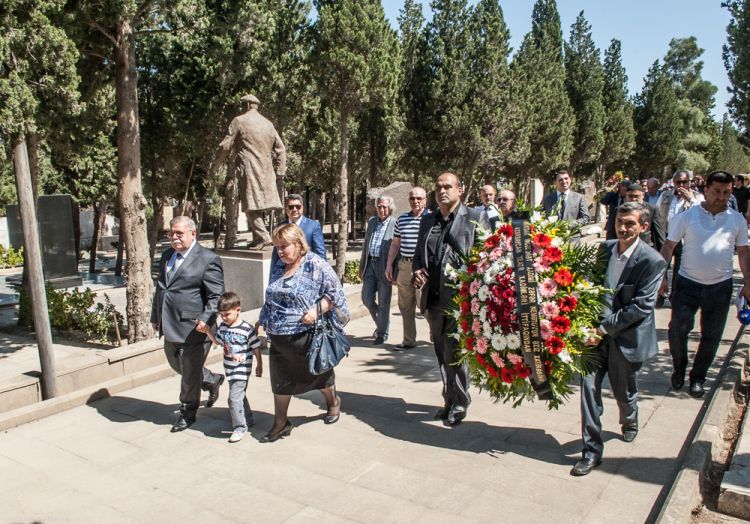Zəfər Nemətovun anım tədbiri keçirilib Zəfər Nemətovun anım tədbiri keçirilib