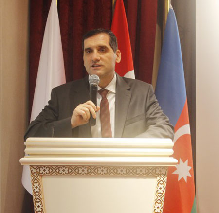 Yeni antologiya təqdim edildi