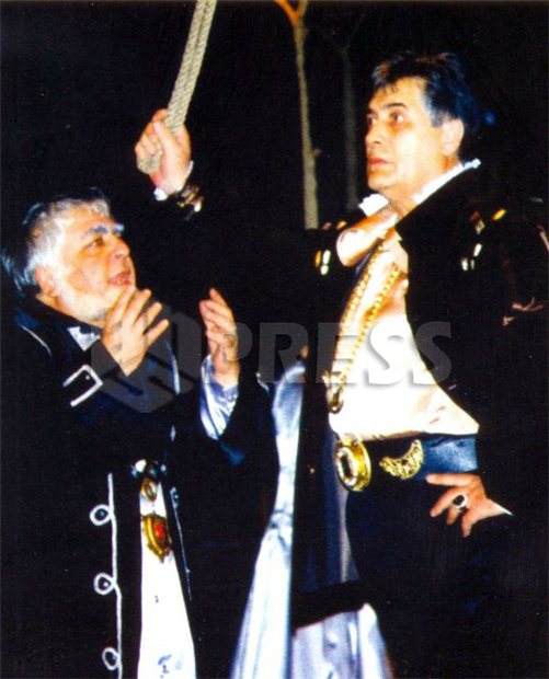 27 İyun- görkəmli Səyavuş Aslanın anım günüdür