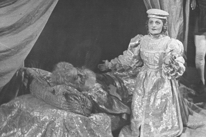 28 İyun-Görkəmli aktrisa Barat Şəkinskayanın doğum günüdür