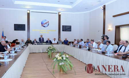  “Qara qan” romanının təqdimatı olub 