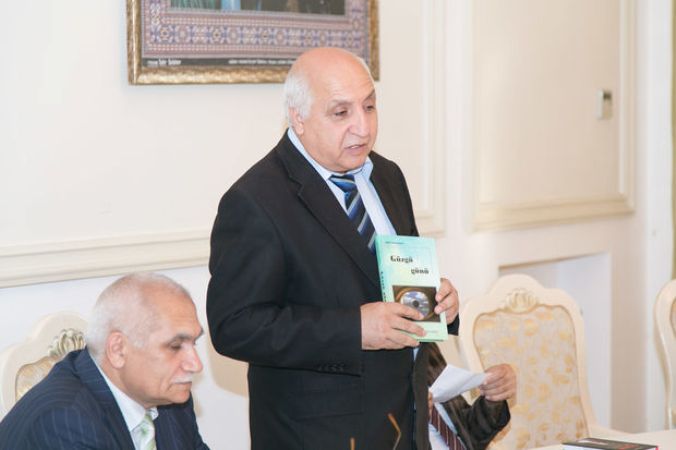 “Güzgü günü” təqdim olundu