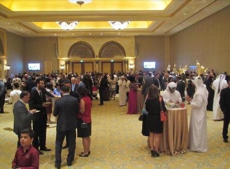 Abu Dabidə gənc rəssamlarımızın sərgisi Abu Dabidə gənc rəssamlarımızın sərgisi