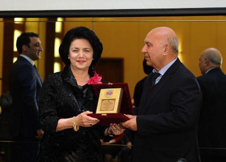 VIII Beynəlxalq "The First" mükafatı təqdim edildi VIII Beynəlxalq "The First" mükafatı təqdim edildi