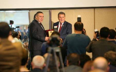 VIII Beynəlxalq "The First" mükafatı təqdim edildi VIII Beynəlxalq "The First" mükafatı təqdim edildi