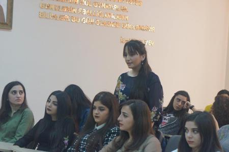 Qismət "Ziyalı sözü"nün qonağı olub Qismət "Ziyalı sözü"nün qonağı olub