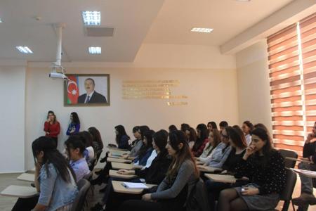 Qismət "Ziyalı sözü"nün qonağı olub Qismət "Ziyalı sözü"nün qonağı olub