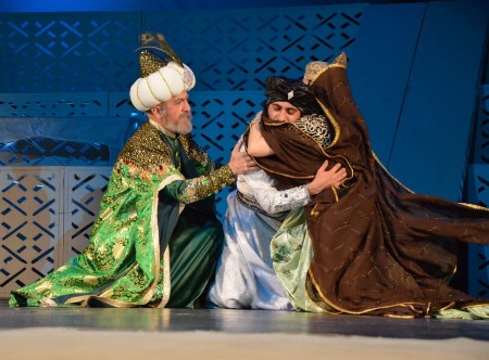 Həftəsonu 5 tamaşa nümayiş olunacaq Həftəsonu 5 tamaşa nümayiş olunacaq