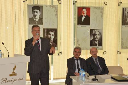 “Gedəsən dünyanın axırınacan” təqdim olundu “Gedəsən dünyanın axırınacan” təqdim olundu