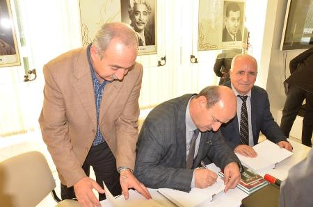 “Gedəsən dünyanın axırınacan” təqdim olundu “Gedəsən dünyanın axırınacan” təqdim olundu