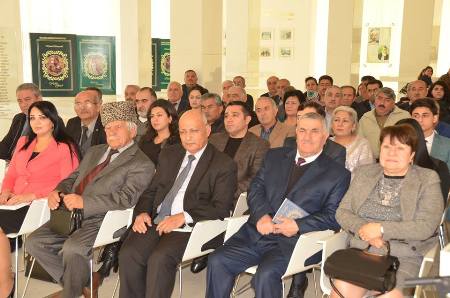 “Gedəsən dünyanın axırınacan” təqdim olundu “Gedəsən dünyanın axırınacan” təqdim olundu