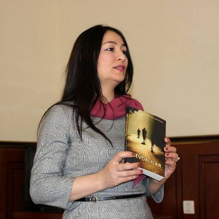 "Zaman çatı" - Hekayə