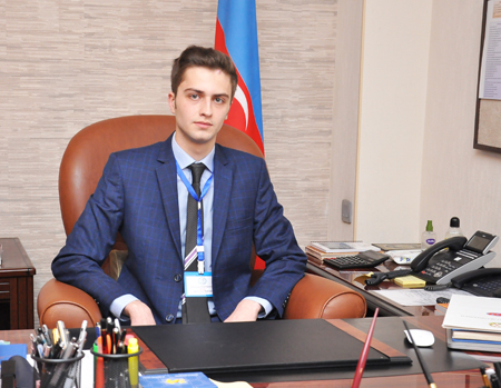 “Xəlifə günü”ndə yaşananlar... - ADU-dan reportaj “Xəlifə günü”ndə yaşananlar... - ADU-dan reportaj