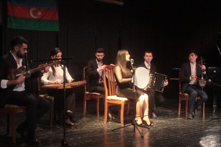 Mahnı müsabiqəsinin qalibləri mükafatlandırılıb Mahnı müsabiqəsinin qalibləri mükafatlandırılıb