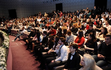 Bakıda “Gəncliyin səsi” festivalı keçirilir Bakıda “Gəncliyin səsi” festivalı keçirilir