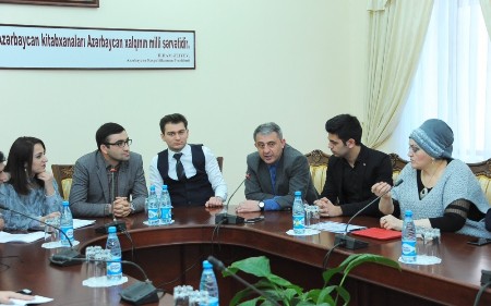 Milli Kitabxanada gənc ədiblərlə görüş Milli Kitabxanada gənc ədiblərlə görüş