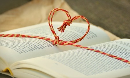 14 Fevral Beynəlxalq kitab bağışlama günüdür