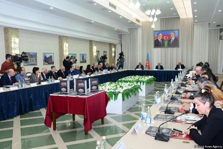 "Erməni əsirliyində: işgəncə və qətl antologiyası" kitabı təqdim olunub "Erməni əsirliyində: işgəncə və qətl antologiyası" kitabı təqdim olunub