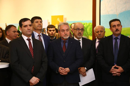 Bakıda  “İrrealizm” adlı rəsm sərgisi açılıb |MANERA.AZ