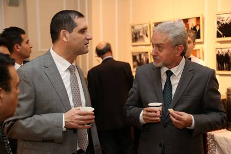 Osmanlı tarixini əks etdirən miniatürlər - Sərgi Osmanlı tarixini əks etdirən miniatürlər - Sərgi