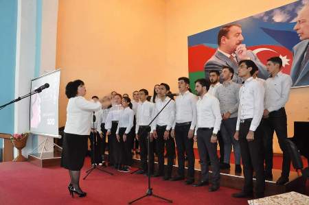 Qara Qarayevin xatirəsinə həsr olunmuş musiqi gecəsi Qara Qarayevin xatirəsinə həsr olunmuş musiqi gecəsi