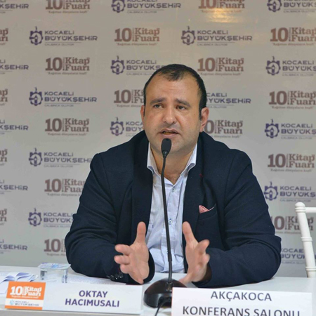 Azərbaycanlı yazar Mir Cəlal haqqında məruzə ilə çıxış edib