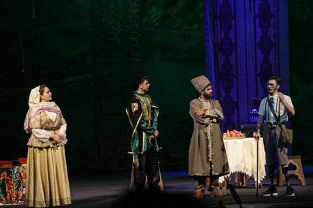 ƏSA Teatrı “Parisi partlatdı”