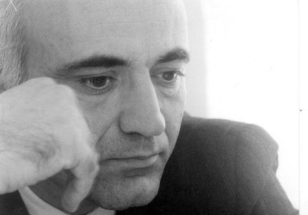 Həsrət insan vərdişi – Vaqif Bəhmənlinin şeirləri