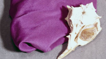 Dövlət bayraqlarında nə üçün bənövşəyi rəng yoxdur? Dövlət bayraqlarında nə üçün bənövşəyi rəng yoxdur?