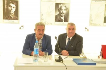 Sumqayıtda Əşrəf Veysəllinin 80 illik yubileyi keçirilib Sumqayıtda Əşrəf Veysəllinin 80 illik yubileyi keçirilib