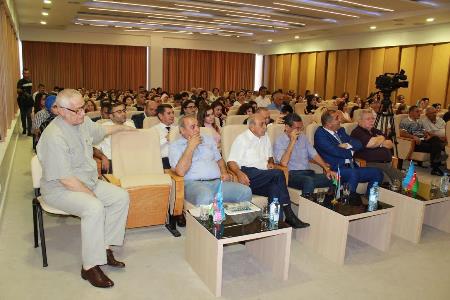 MEK Rasim Balayevin yubileyini qeyd edib MEK Rasim Balayevin yubileyini qeyd edib