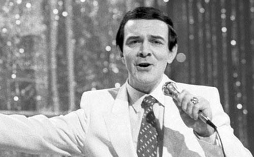 Ürəkləri fəth edən səs