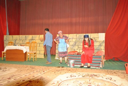 Lənkəran teatrı yeni mövsümə Biləsuvarda başlayıb Lənkəran teatrı yeni mövsümə Biləsuvarda başlayıb