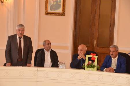 İbrahim İlyaslının 55 illik yubileyi və yeni kitabının imza törəni keçirildi