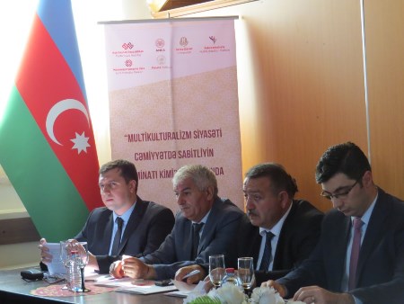 "Multikulturalizm siyasəti cəmiyyətdə sabitliyin təminatı kimi" - Dəyirmi masa