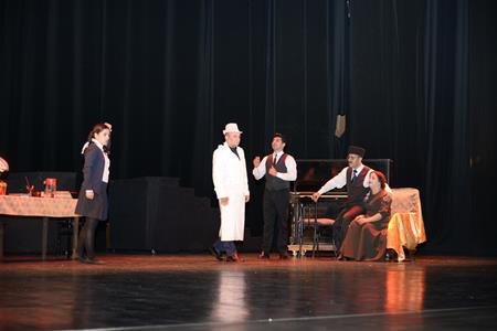 Hüseyn Cavidin faciəli həyatını əks etdirən tamaşa oynanılıb