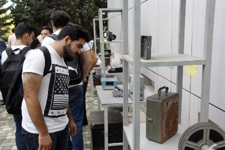 Bakıda retro-sərgi: Keçmişdən səslər Bakıda retro-sərgi: Keçmişdən səslər