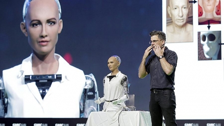 Dünyada vətəndaşlıq alan ilk robot - "Sofiya" haqqında maraqlı faktlar Dünyada vətəndaşlıq alan ilk robot - "Sofiya" haqqında maraqlı faktlar