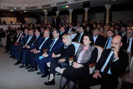 “Nargin faciəsi” nümayiş olunub