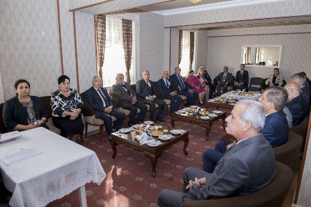 Əməkdar rəssamın 60 illiyi qeyd olunub