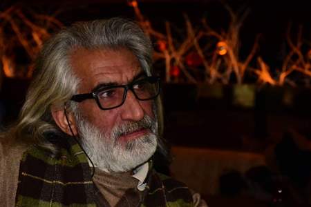 Ankara vağzalı idi, saat da düz beş tamam Ankara vağzalı idi, saat da düz beş tamam