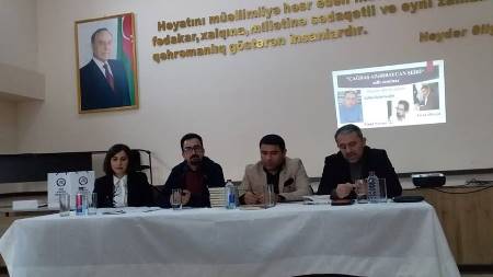 Üç şair tələbələrlə görüş keçirib Üç şair tələbələrlə görüş keçirib