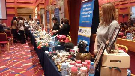 Qadınlar özəl sektorda niyə çalışmır? - Araşdırma