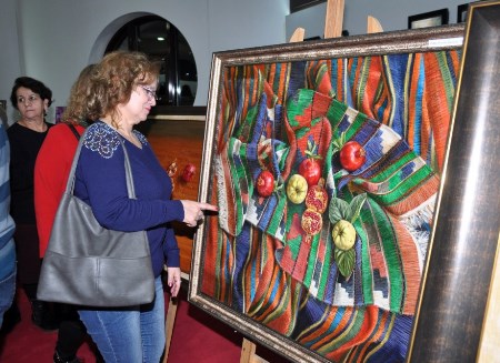 Əmircan rəssamlarının sərgisi açılıb Əmircan rəssamlarının sərgisi açılıb