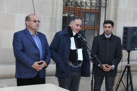 "...və bütün qaranlıq otaqlar" şeirlər kitabının təqdimatı keçirildi "...və bütün qaranlıq otaqlar" şeirlər kitabının təqdimatı keçirildi