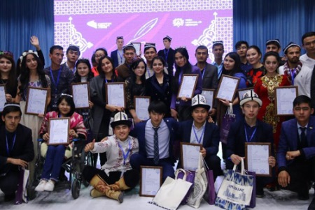 Tarixlə nəfəs-nəfəsə – “Səmərqənd Şeir Axşamları”ndan reportaj