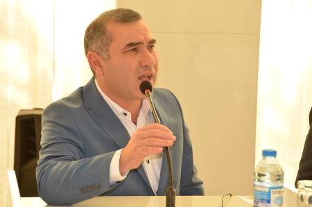 Sumqayıtda Əyyub Qiyasın 50 illik yubileyi keçirilib